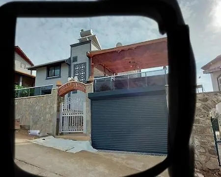 Luxus Ξενοδοχείο *